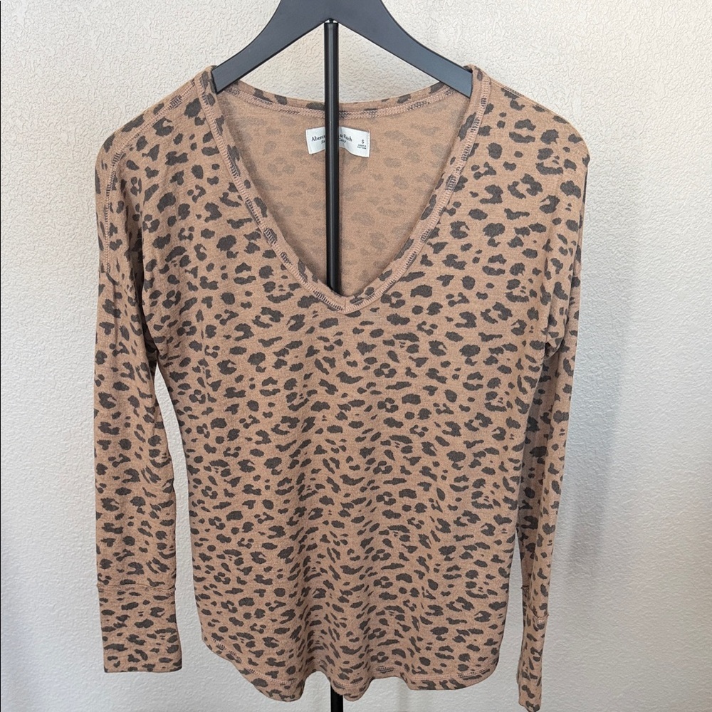 Abercrombie & Fitch Brown Leopard Long Sleeve Top